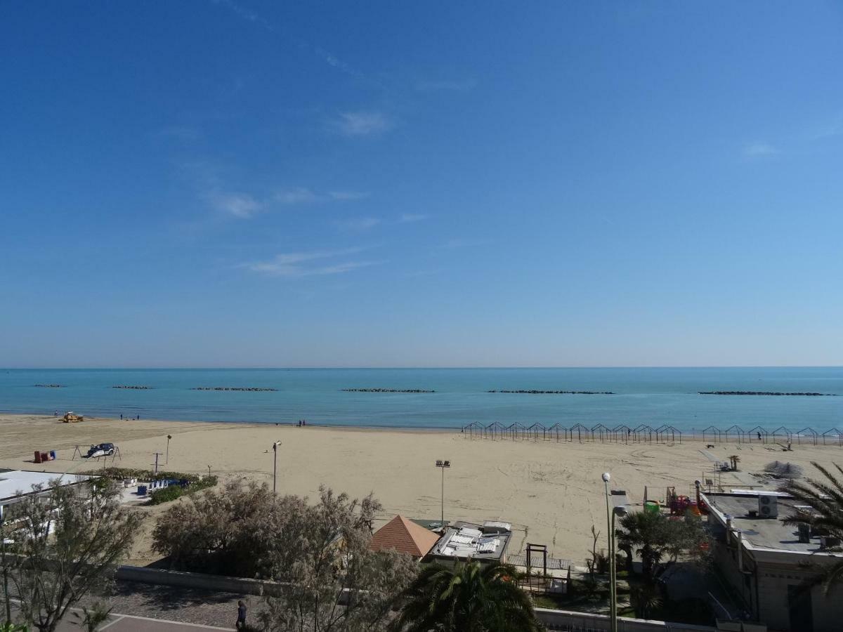 Apartament Pescara House Zewnętrze zdjęcie